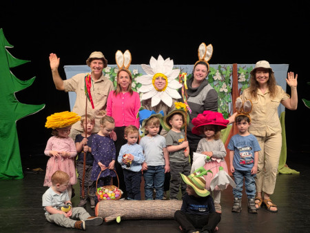 V korunách stromů-JARO